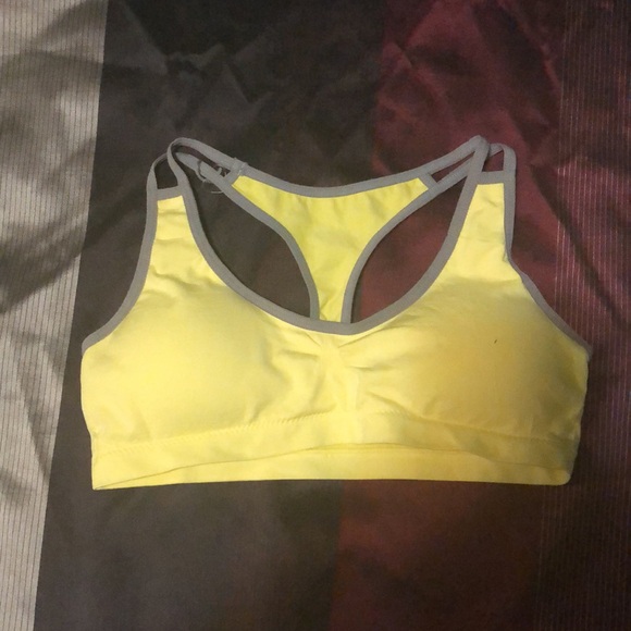 Sports bra - Picture 3 of 4
